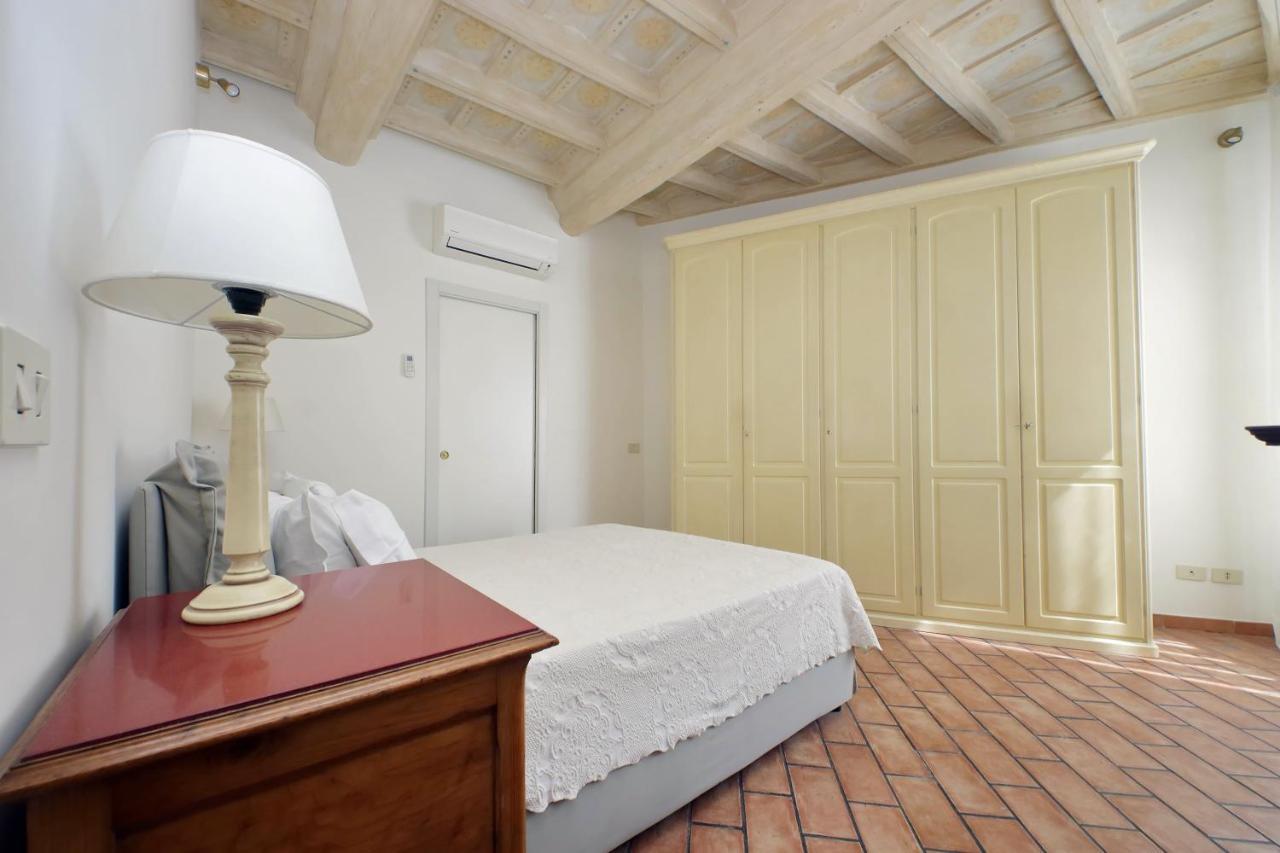 Suity I Cozy Coronari Apartment Rzym Zewnętrze zdjęcie